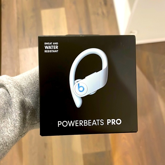 Brand new blue power Beats Pro - Picture 1 of 1